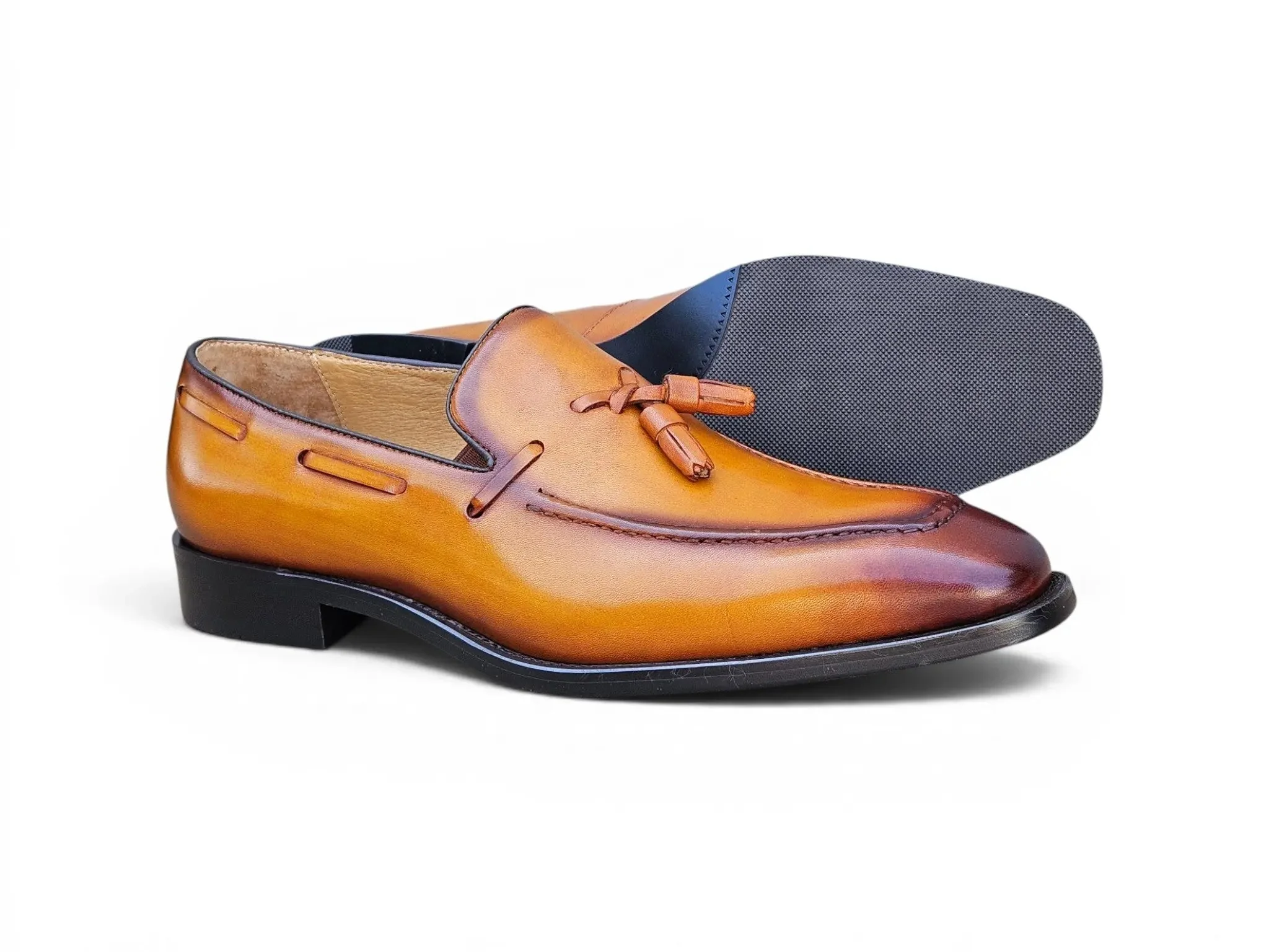 Carrucci Savoy Tassel Loafer - Image 2