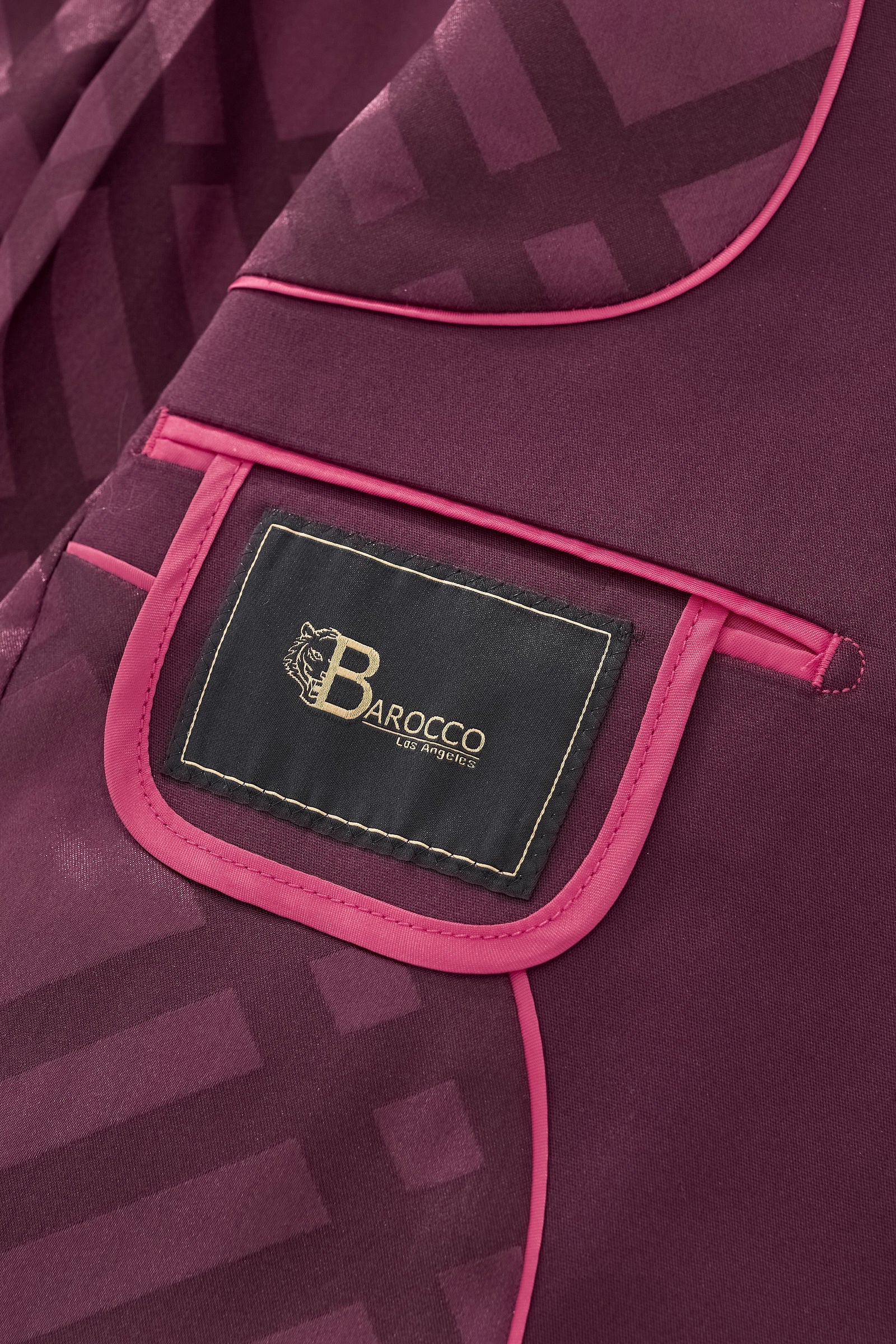 ESSENCE SIGNATURE SUIT BURGUNDY - Image 15