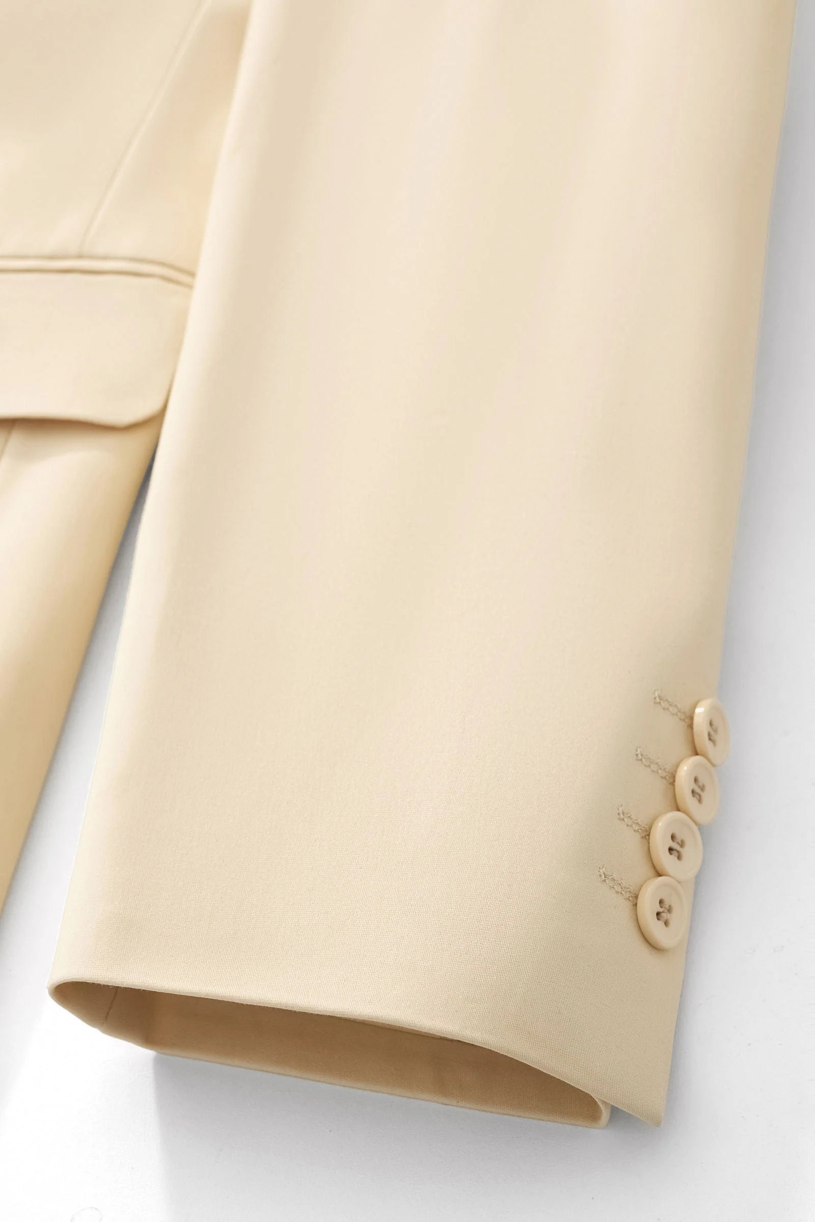 ESSENCE SIGNATURE SUIT IVORY - Image 12