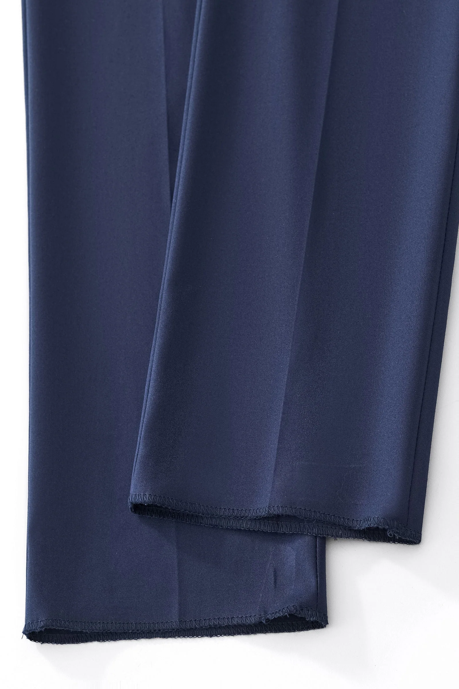 ESSENCE SIGNATURE SUIT NAVY - Image 23