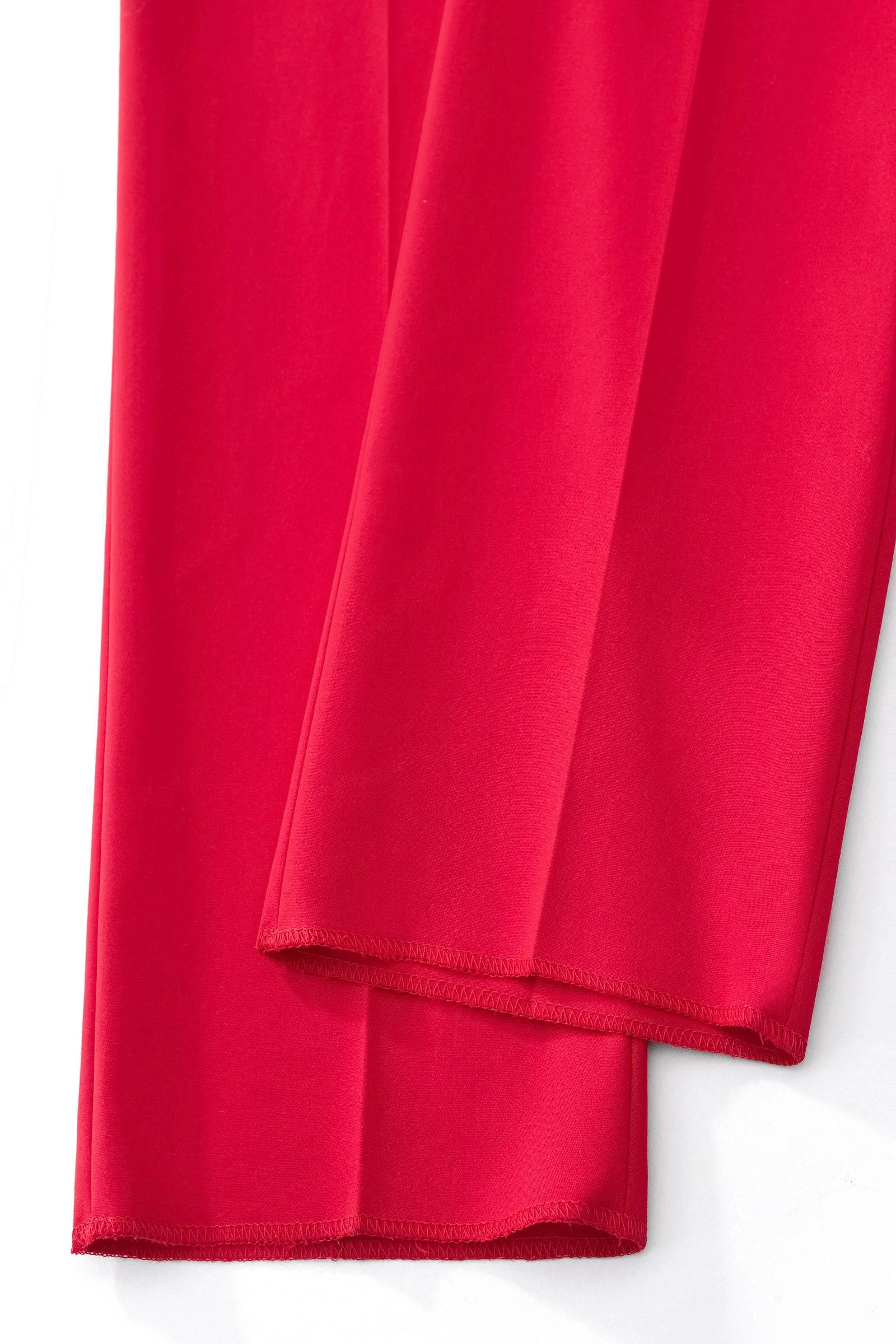 ESSENCE SIGNATURE SUIT RED - Image 23