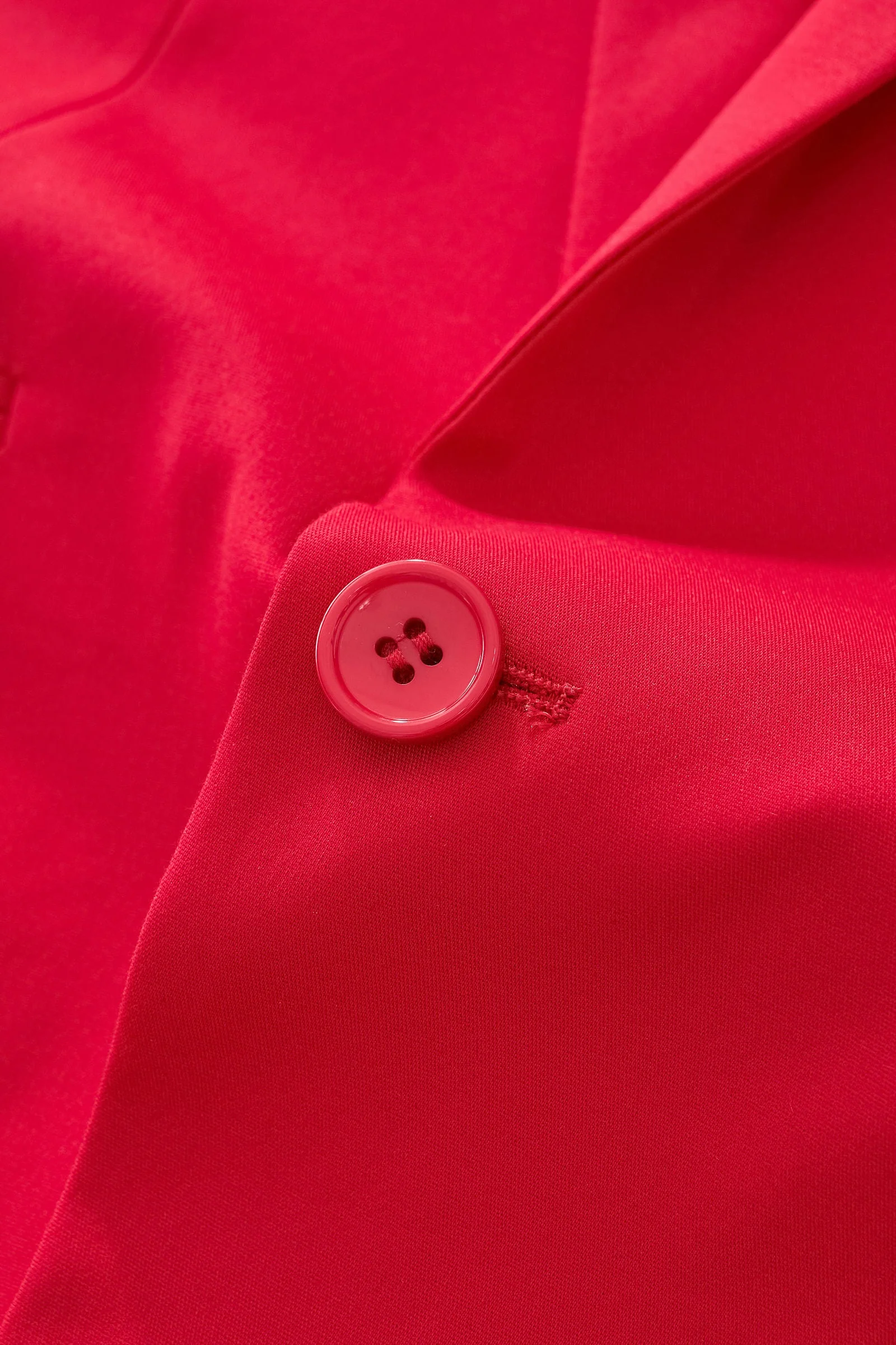 ESSENCE SIGNATURE SUIT RED - Image 8