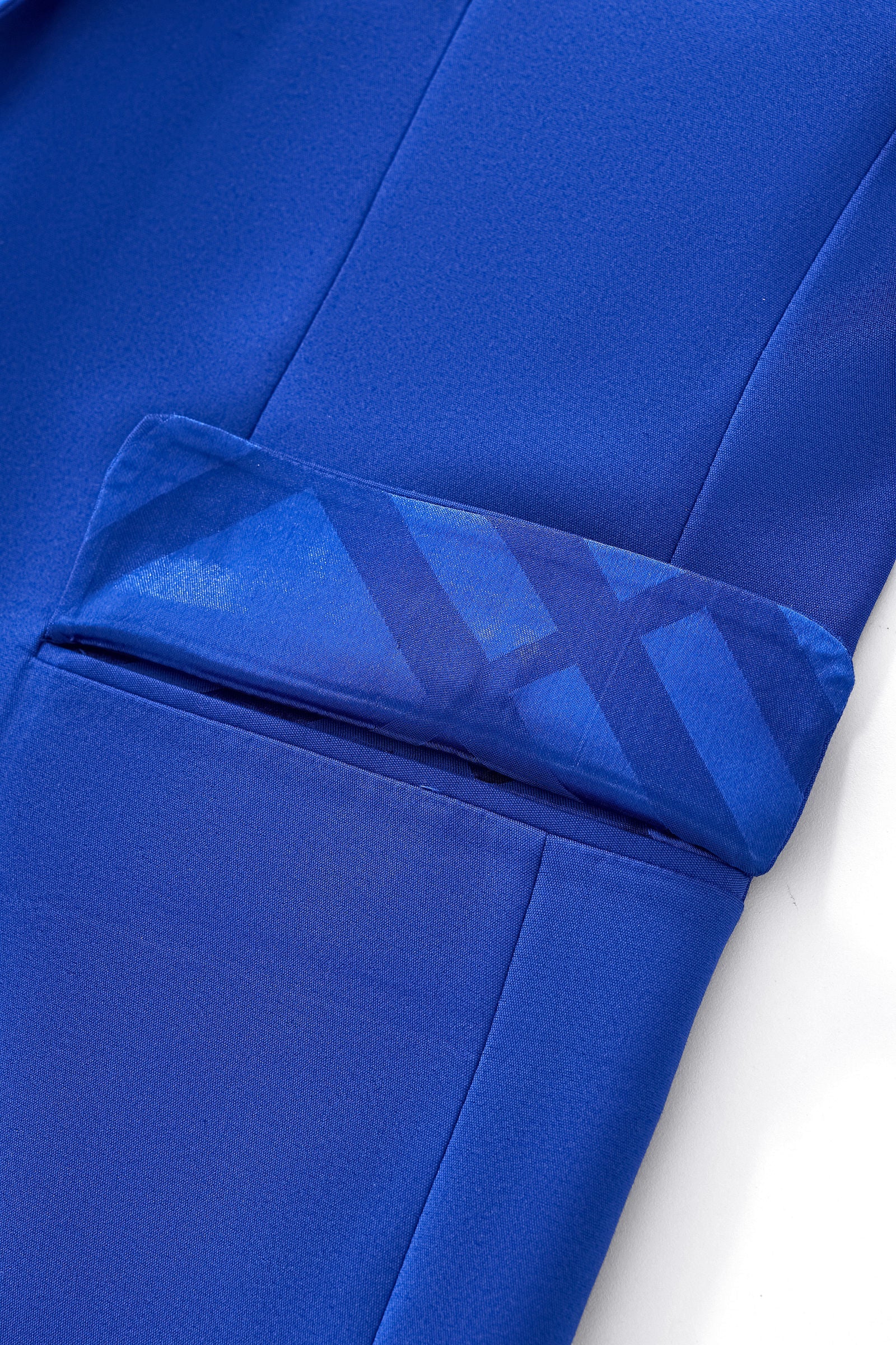 ESSENCE SIGNATURE SUIT ROYAL - Image 11