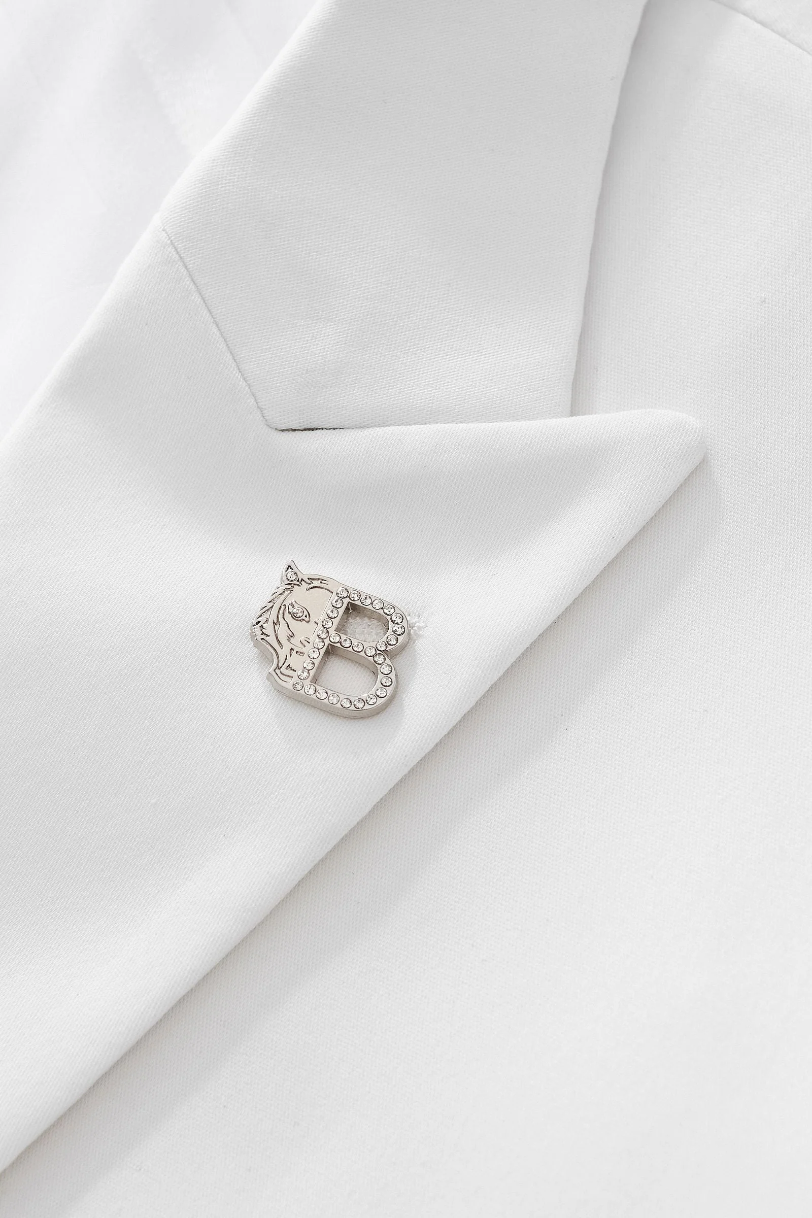 ESSENCE SIGNATURE SUIT WHITE - Image 6
