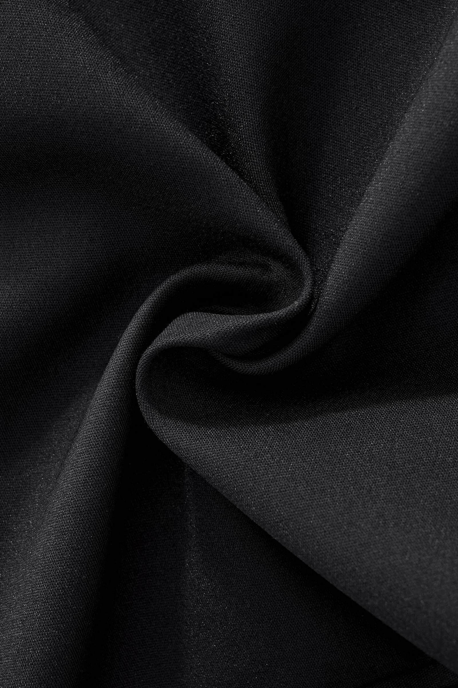 ESSENCE SIGNATURE VEST BLACK - Image 10
