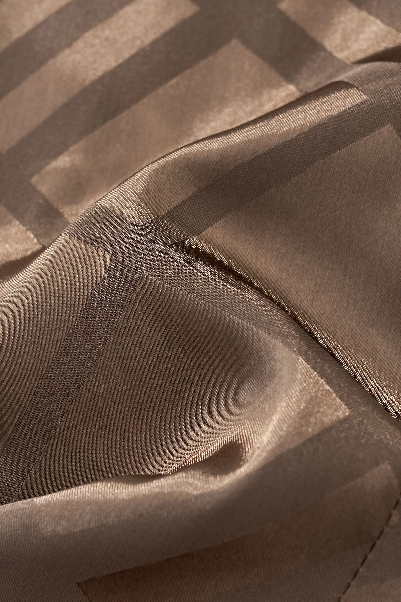 ESSENCE SIGNATURE VEST COFFEE - Image 11