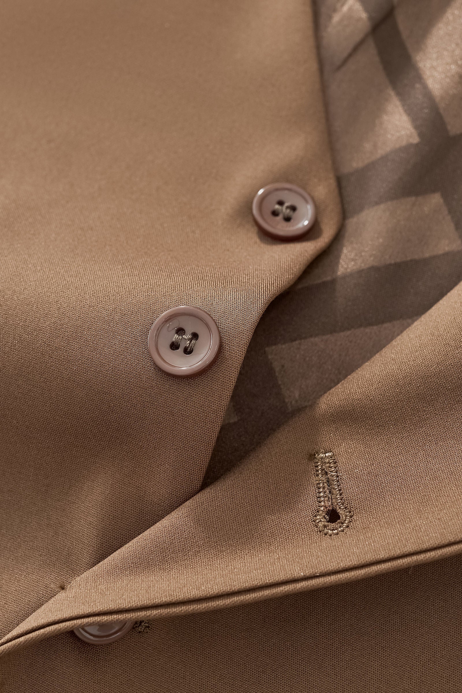 ESSENCE SIGNATURE VEST COFFEE - Image 5