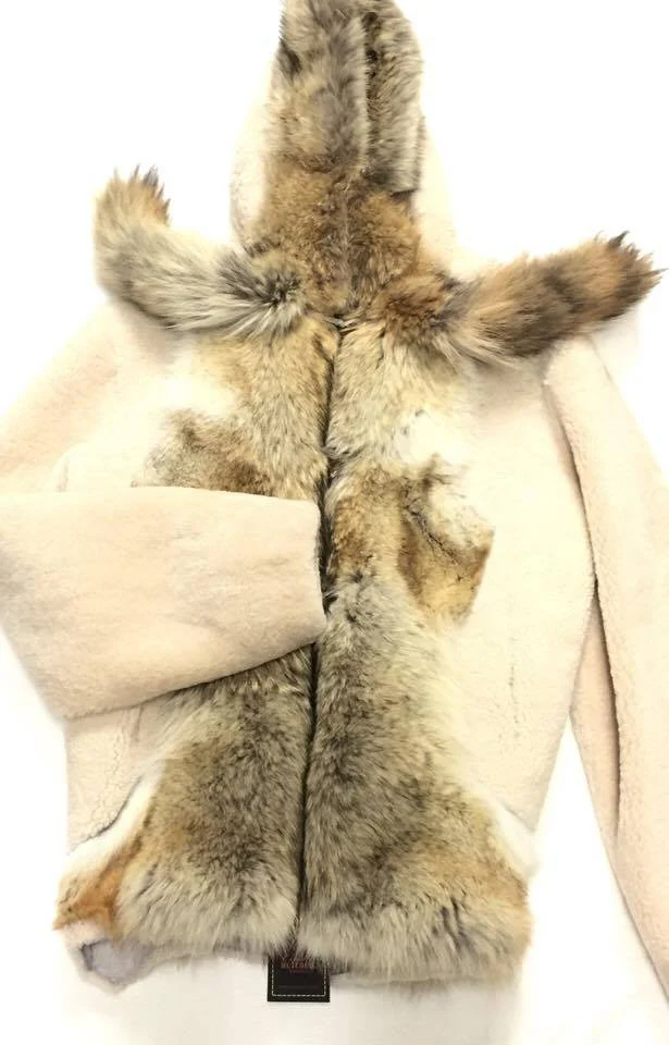 Jakewood Men's Natural Plush Fox Tail Shearling Jacket with Hood - Image 2