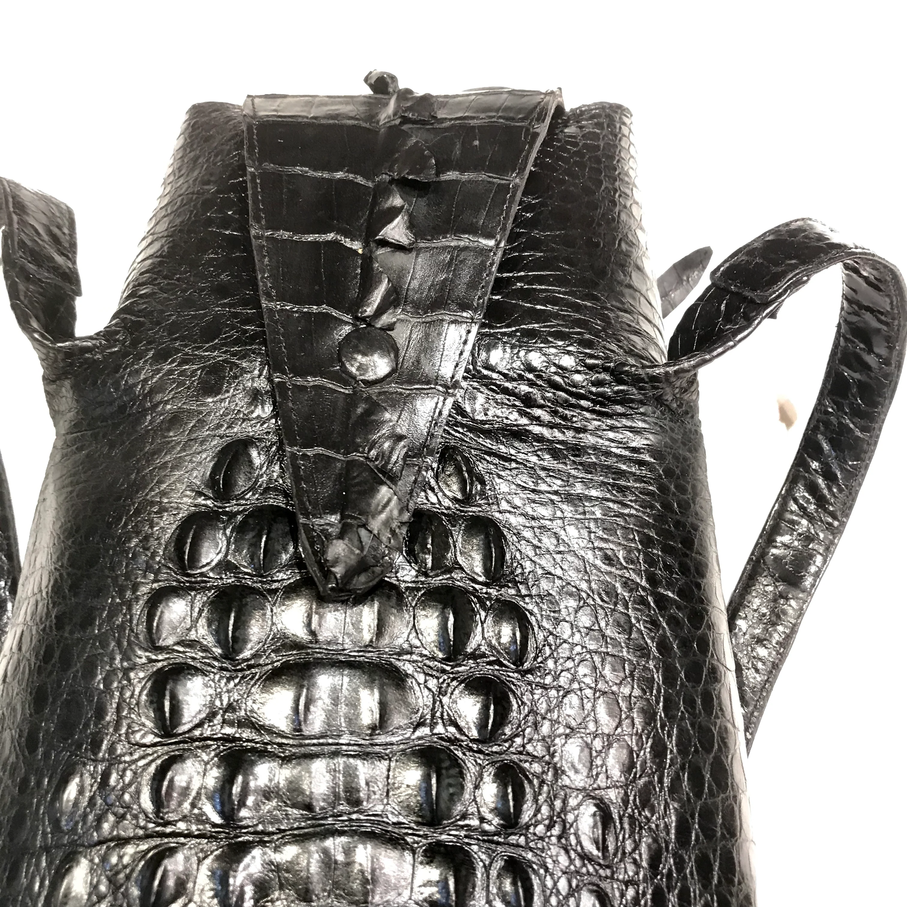 Kashani Baby Alligator Full Body Bag - Image 7