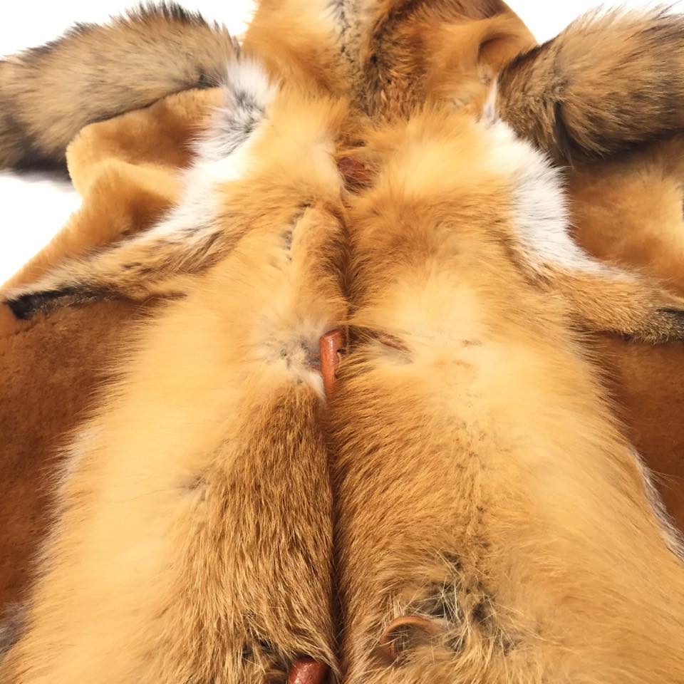 Kashani Honey Mouton Fox Shearling Vest - Image 5