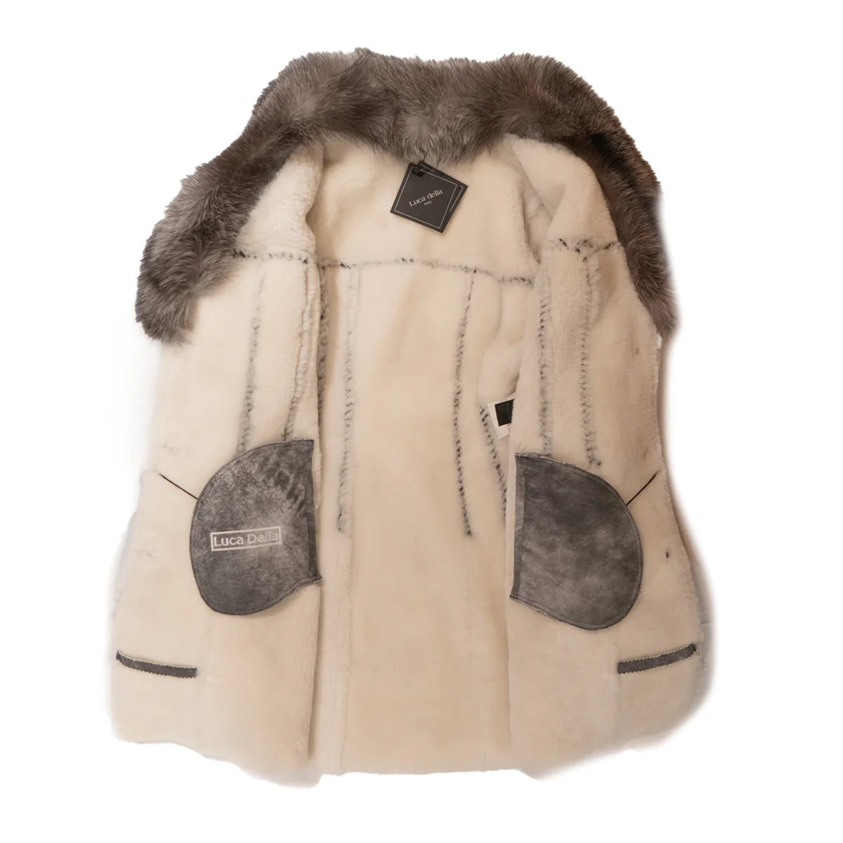 Kashani Women's Distressed Grey Silver Fox Fur Shearling - Image 4
