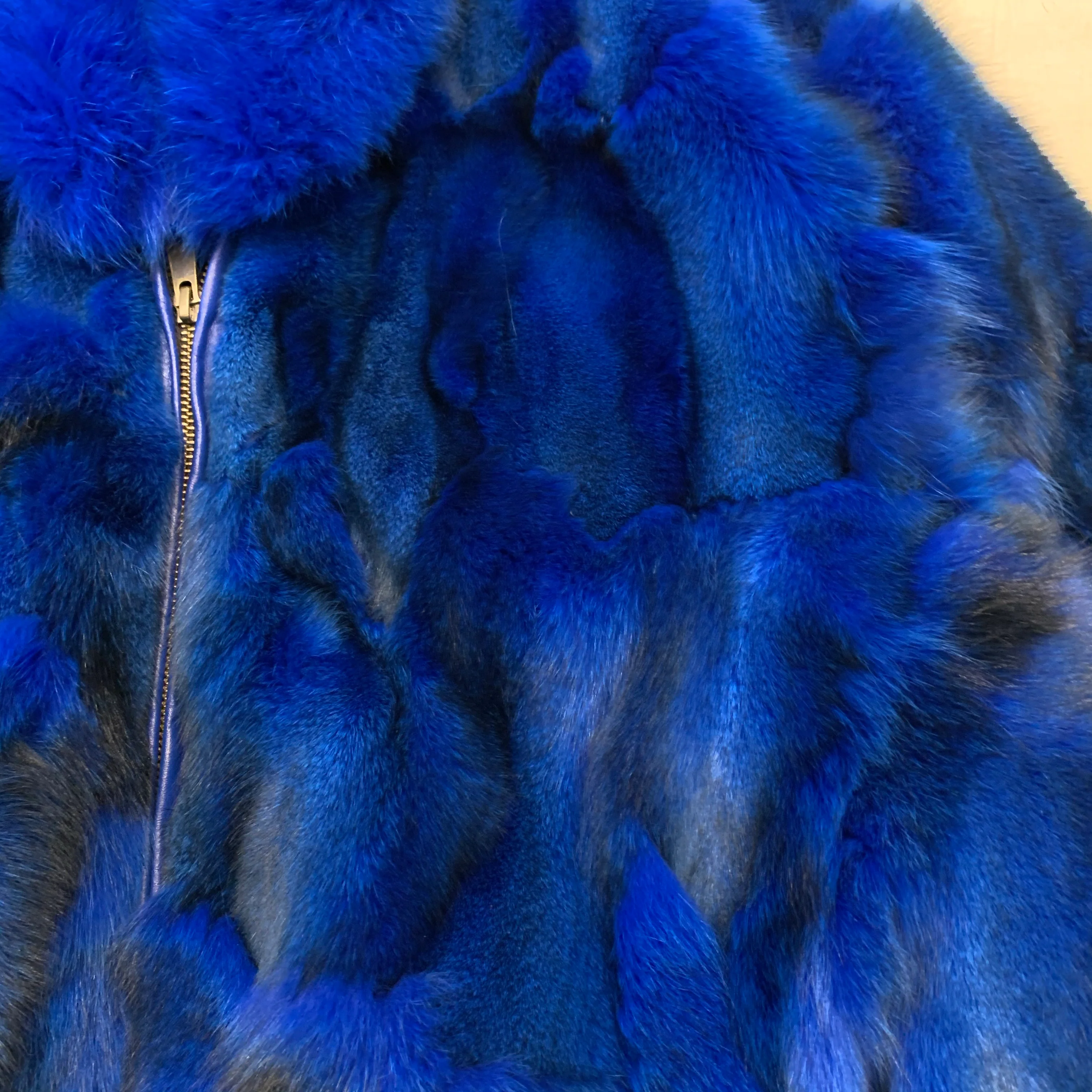Kashani Women's Royal Blue Fox Fox Hooded Bomber Coat - Image 4