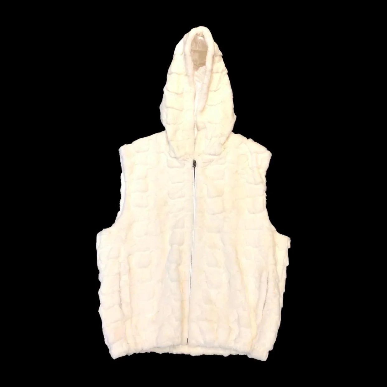 Kashani White Diamond Cut Mink Fur Hooded Vest - Image 2