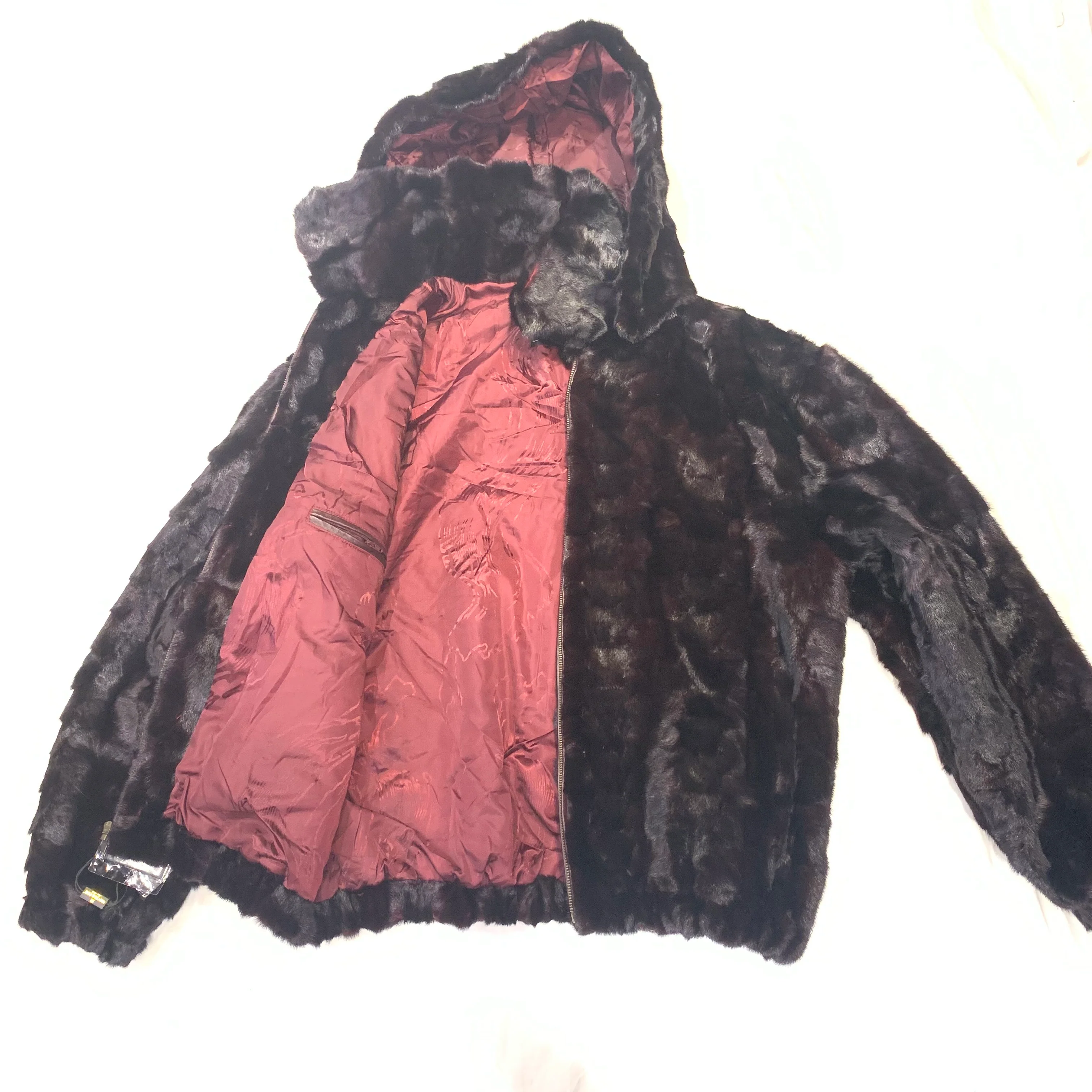 Kashani Women's Wine Diamond Cut Mink Hooded Bomber Jacket - Image 2