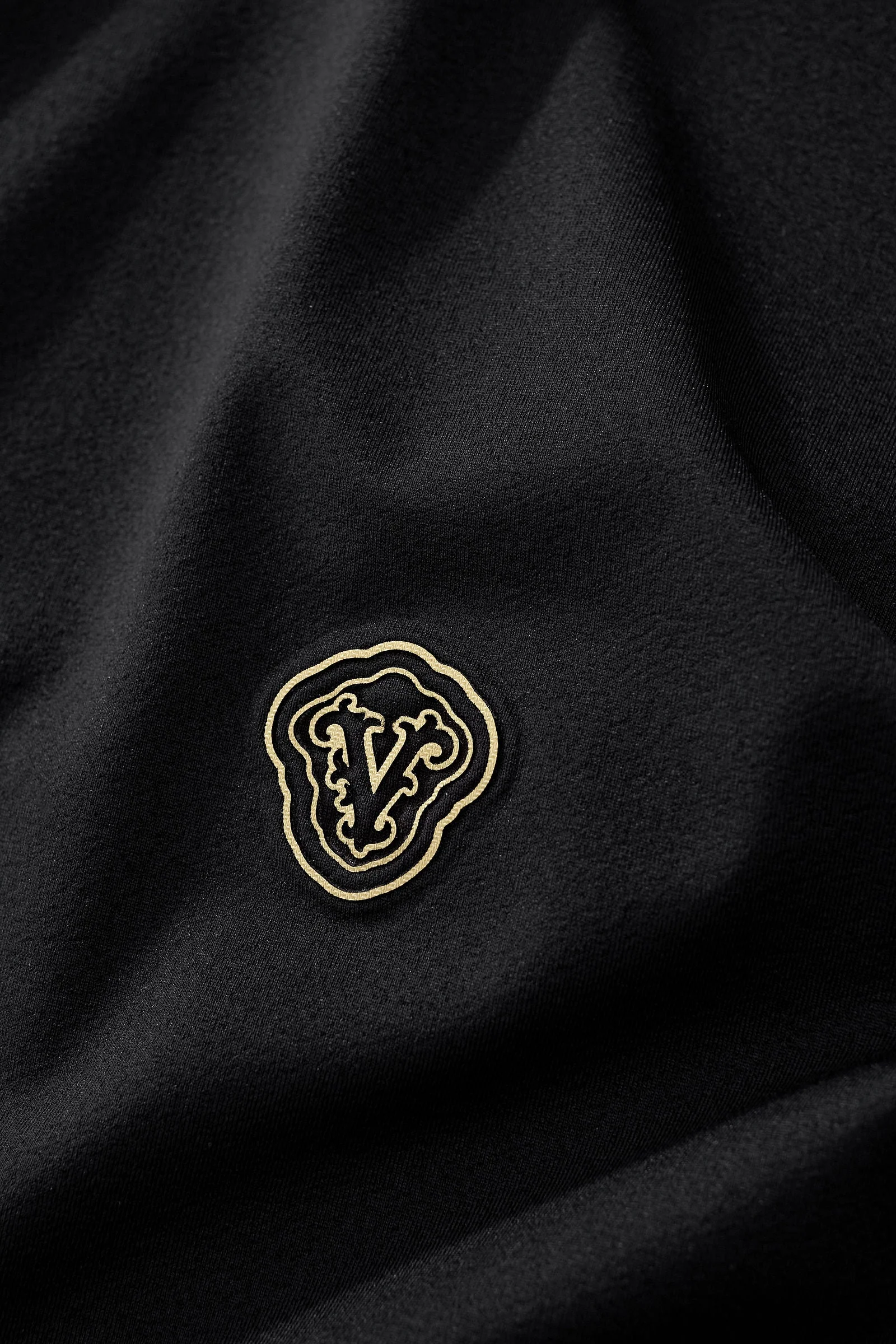 Perforated Collar Performance Polo – El Baron BLACK/GOLD - Image 8