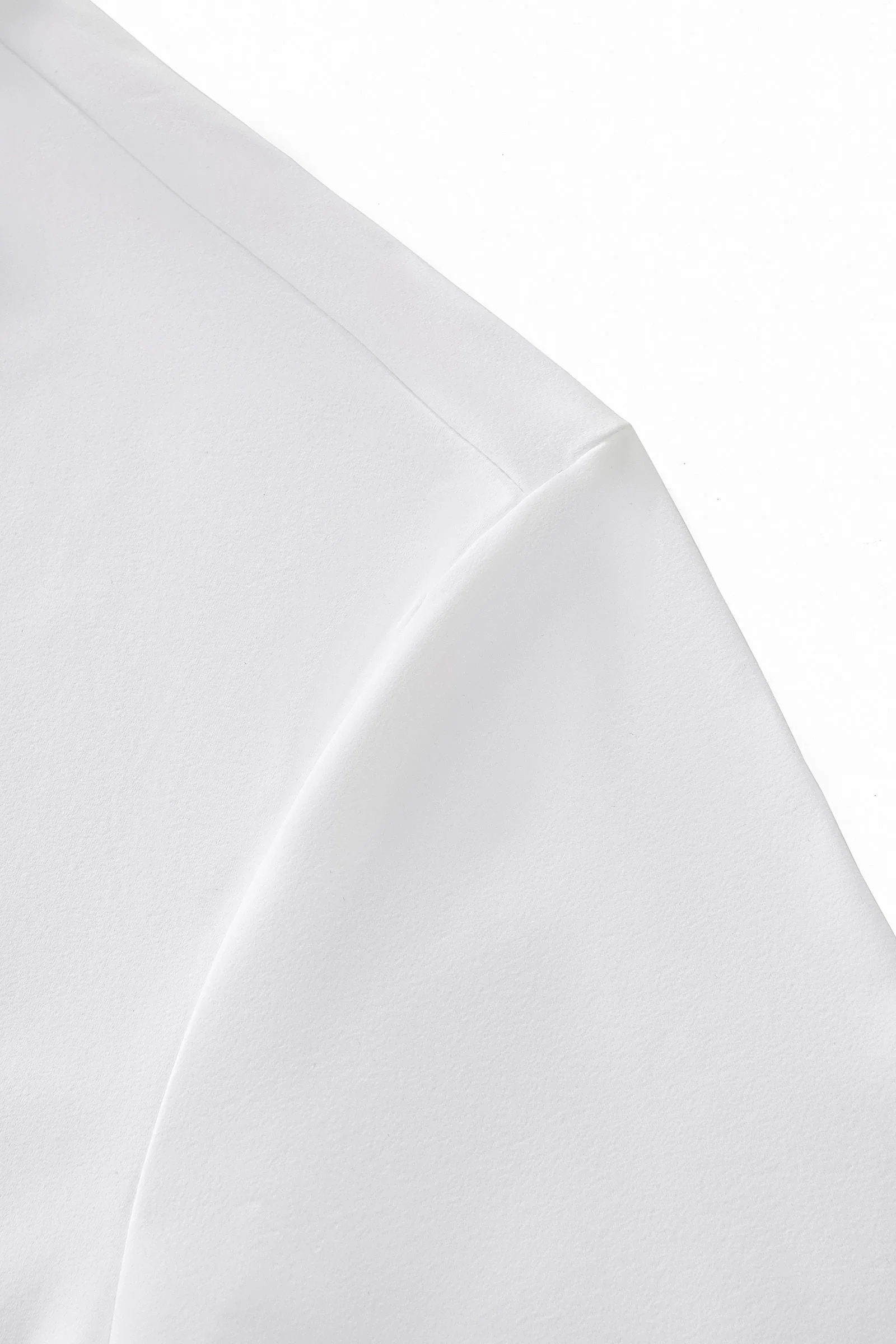 Perforated Collar Performance Polo – El Baron WHITE/SILVER - Image 4