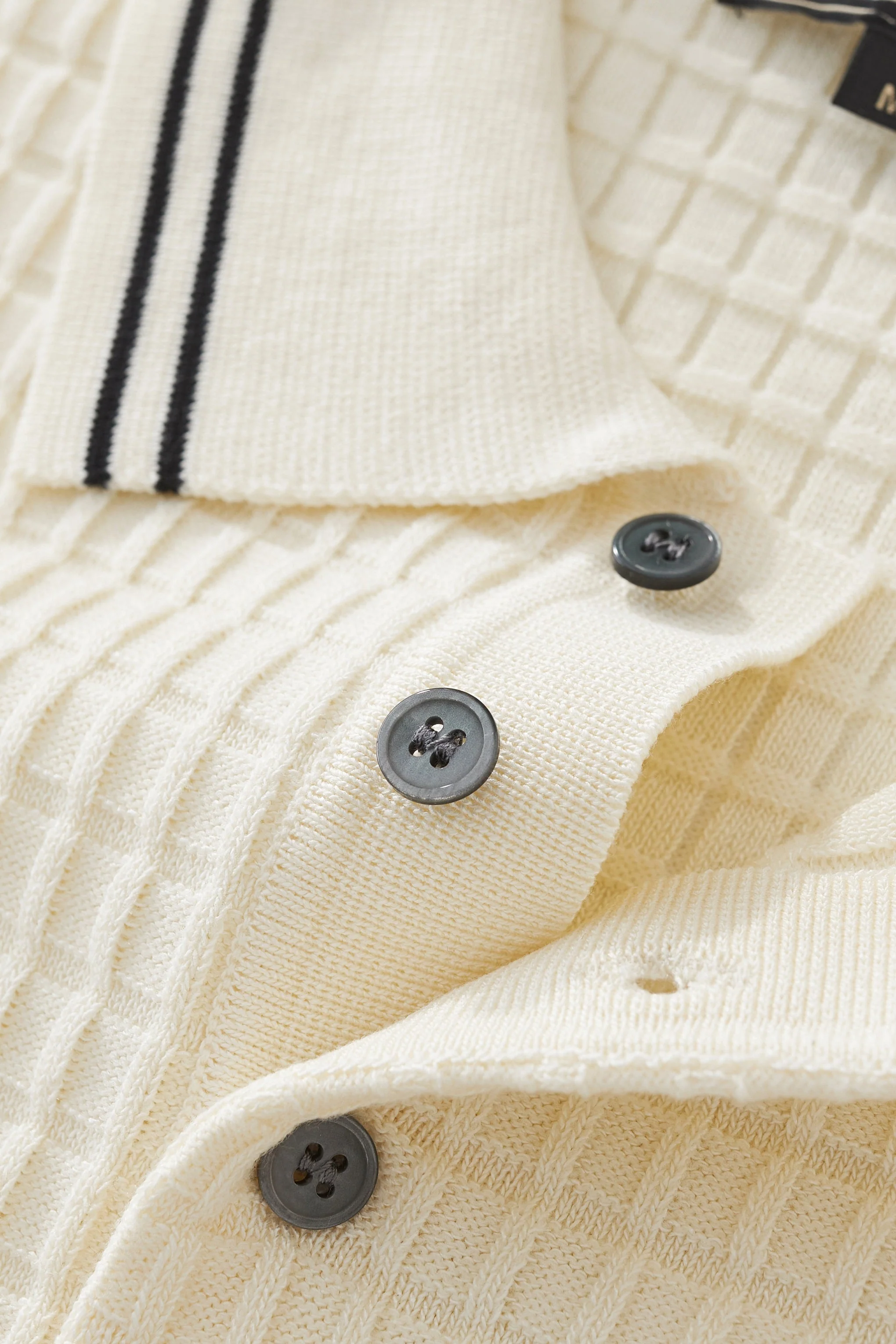 Refined Motion Knit Polo IVORY - Image 4