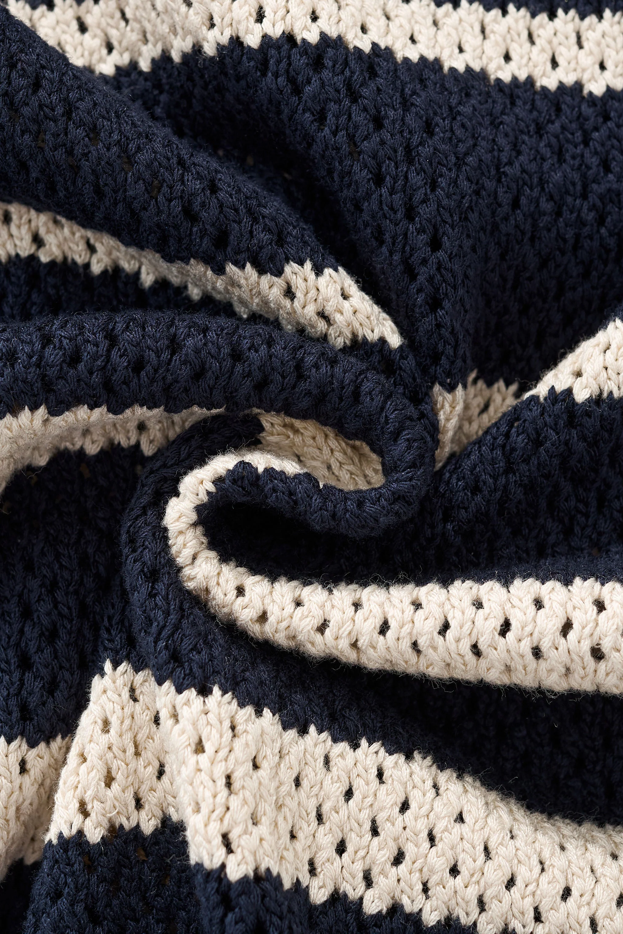 Regatta Mesh Stripe Knit SS Shirt NAVY - Image 10