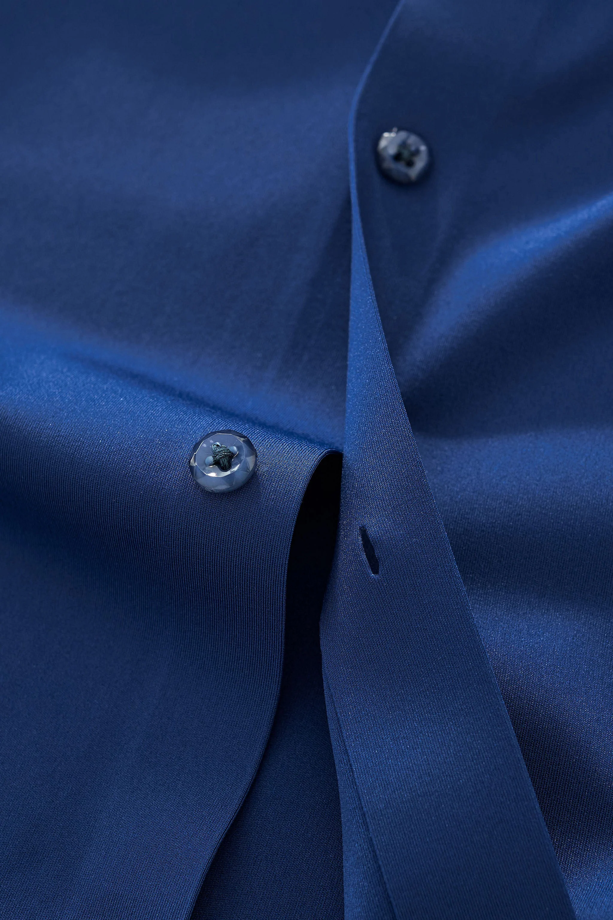 Rose Éclat Emboss Shirt DARK BLUE - Image 6
