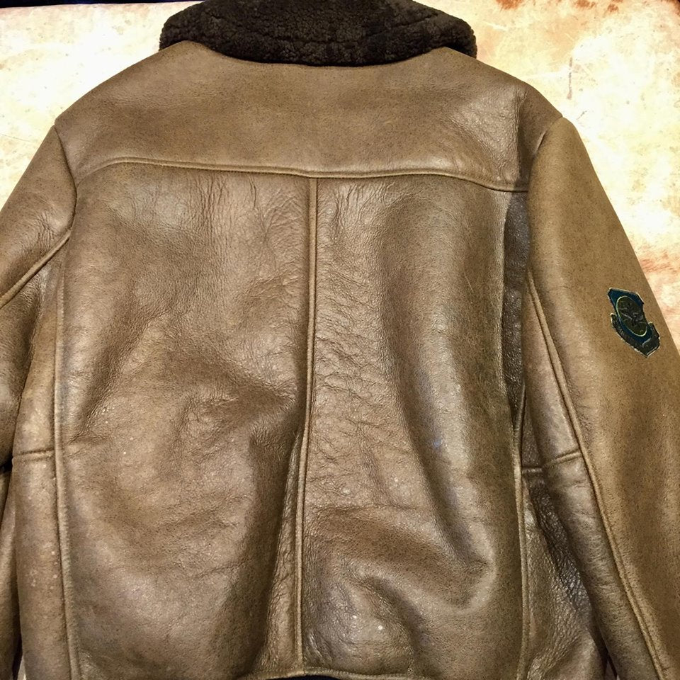 Kashani Shearling Army Green Bomber Jacket - Image 4