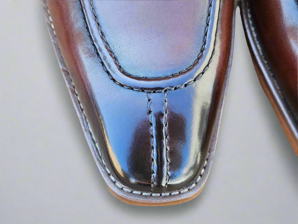 Split Toe Oxford in Leather Sole - Image 3
