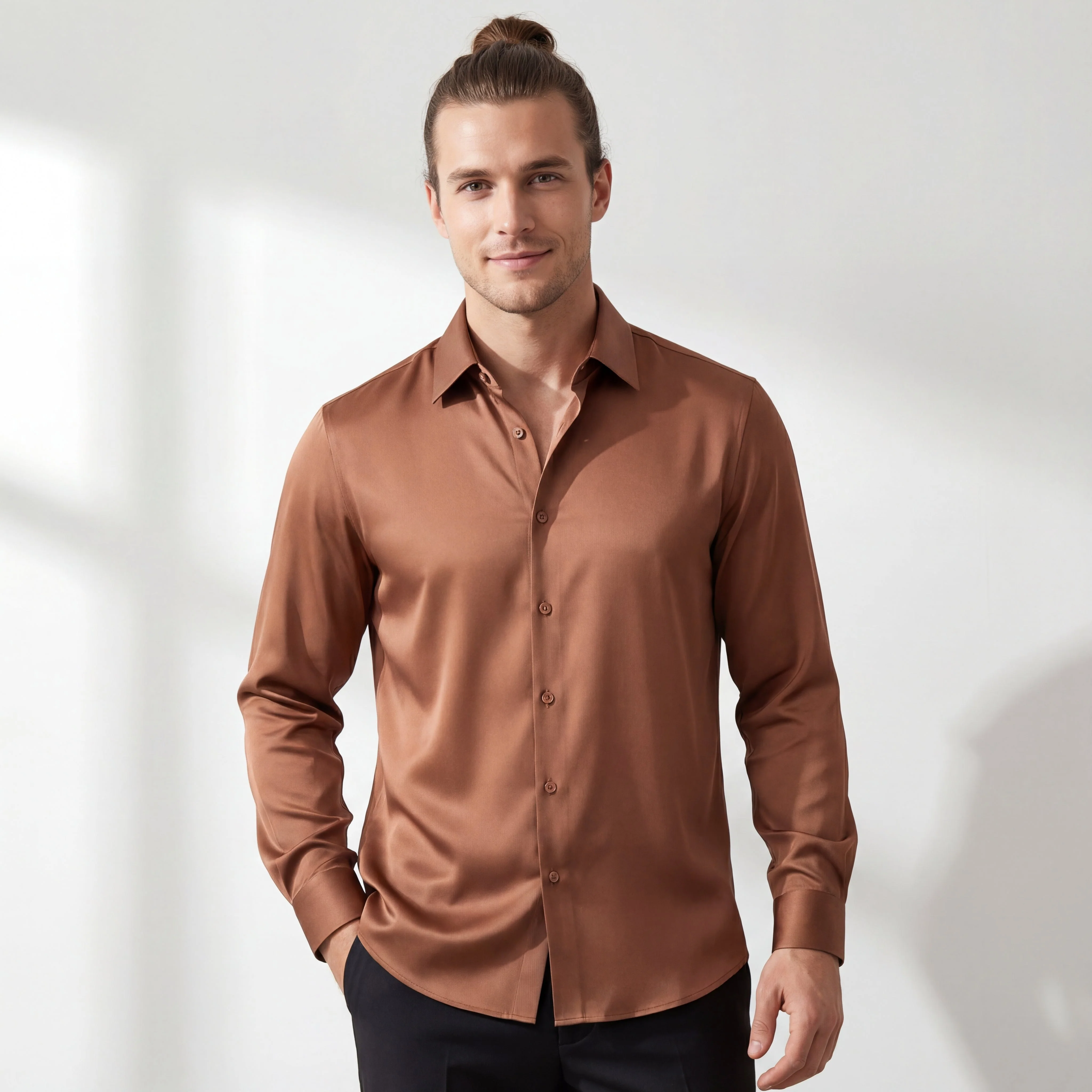 SIGNATURE SATIN STITCHLESS LS Shirt COFFEE - Image 2