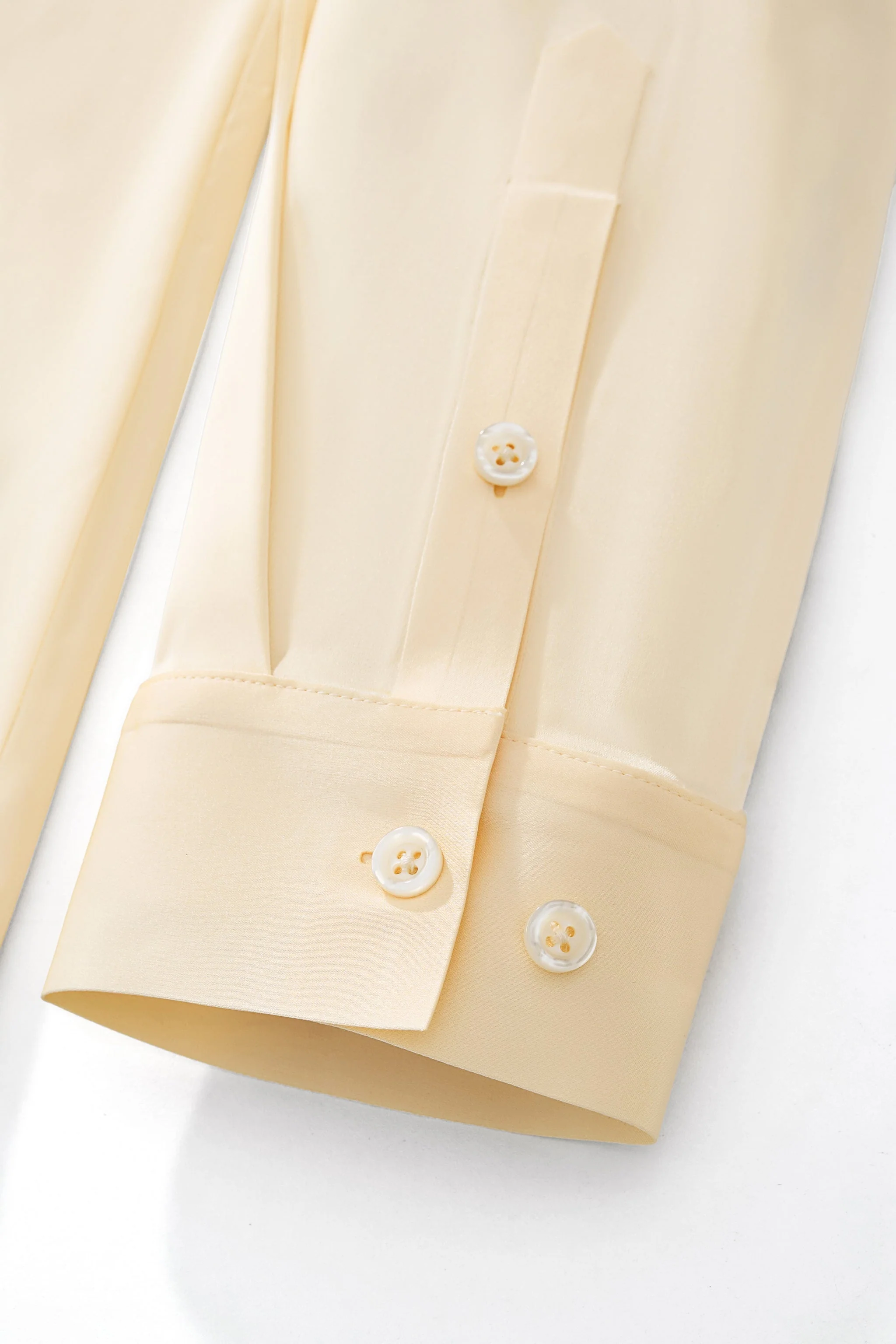 SIGNATURE SATIN STITCHLESS LS Shirt IVORY - Image 8