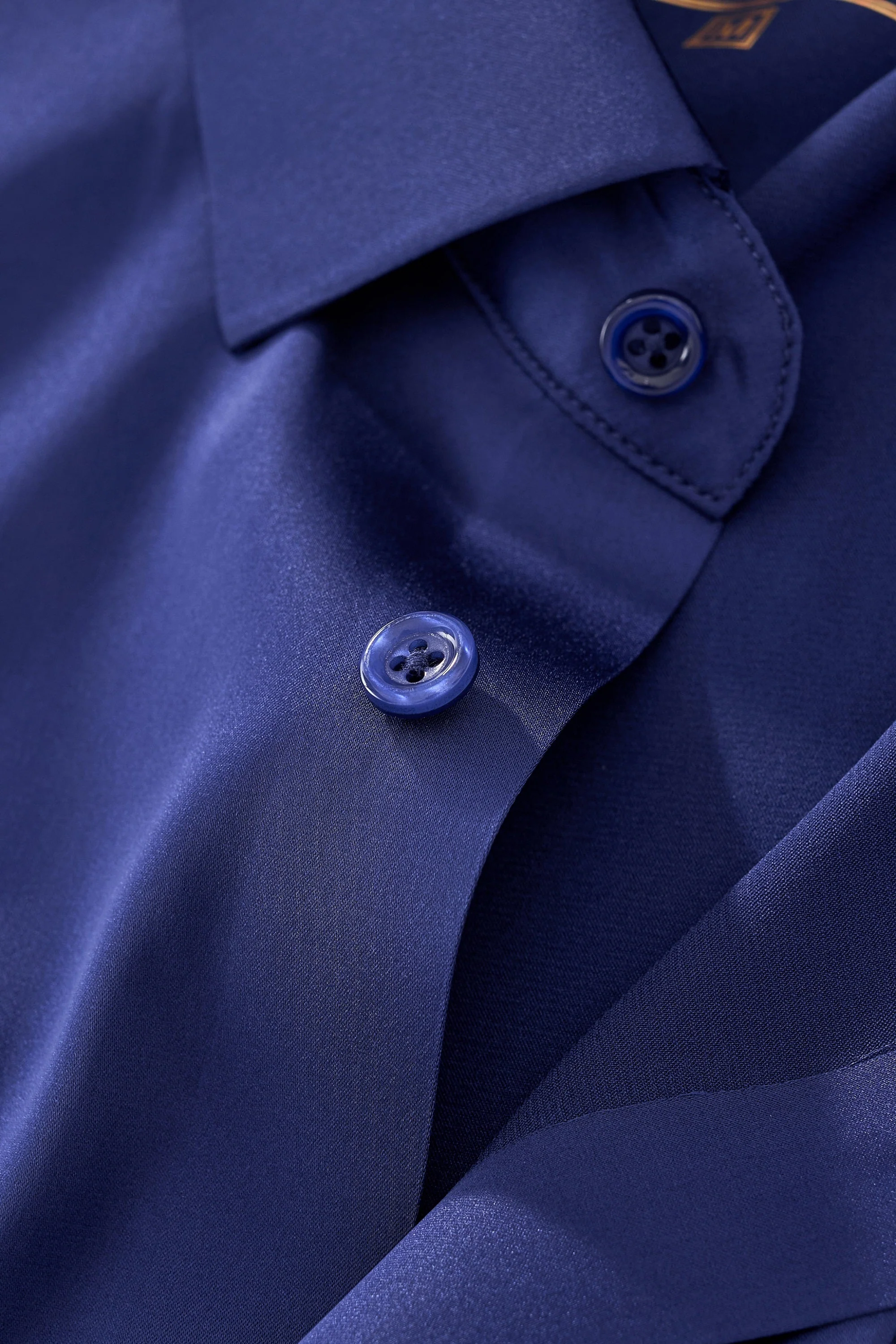 SIGNATURE SATIN STITCHLESS LS Shirt NAVY - Image 7