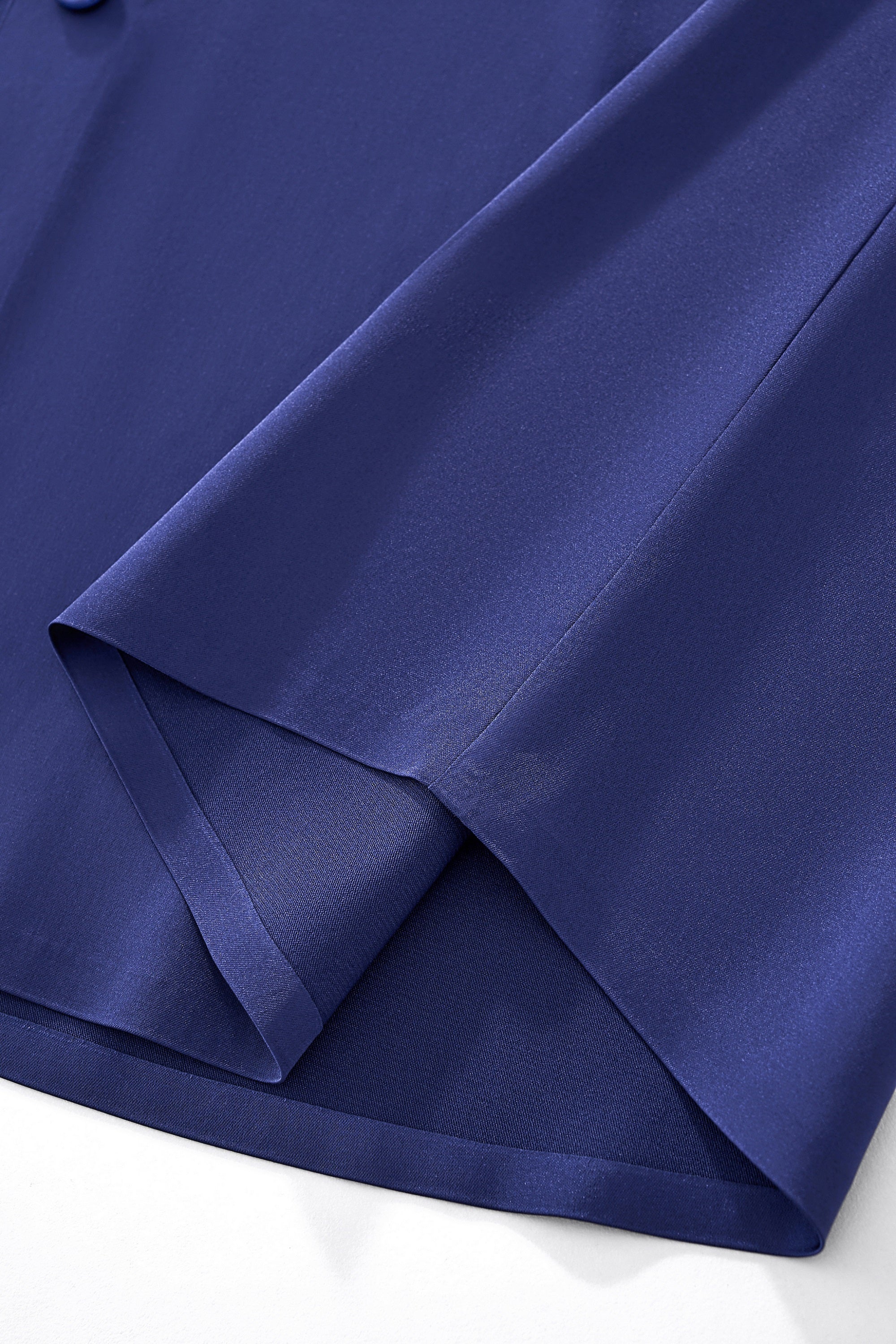 SIGNATURE SATIN STITCHLESS LS Shirt NAVY - Image 9
